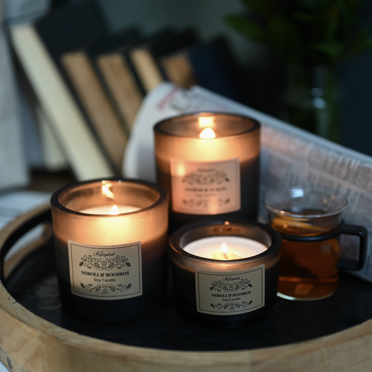 Neroli & Rooibos Candle brings a burst of fresh orange blossom, while the rich earthy notes of rooibos tea add soothing depth. Hand poured using natural soy wax.