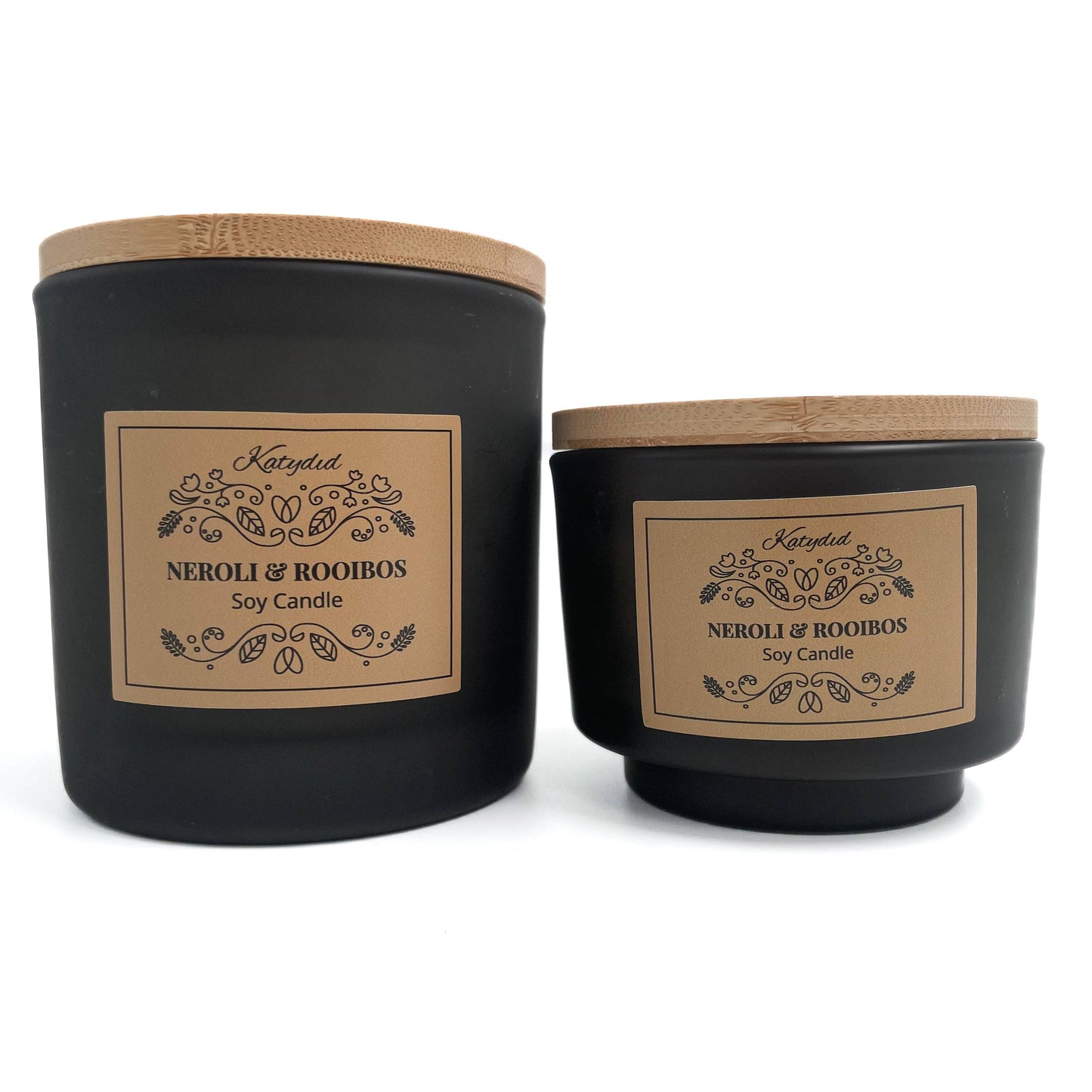 Neroli & Rooibos Candle brings a burst of fresh orange blossom, while the rich earthy notes of rooibos tea add soothing depth. Hand poured using natural soy wax.