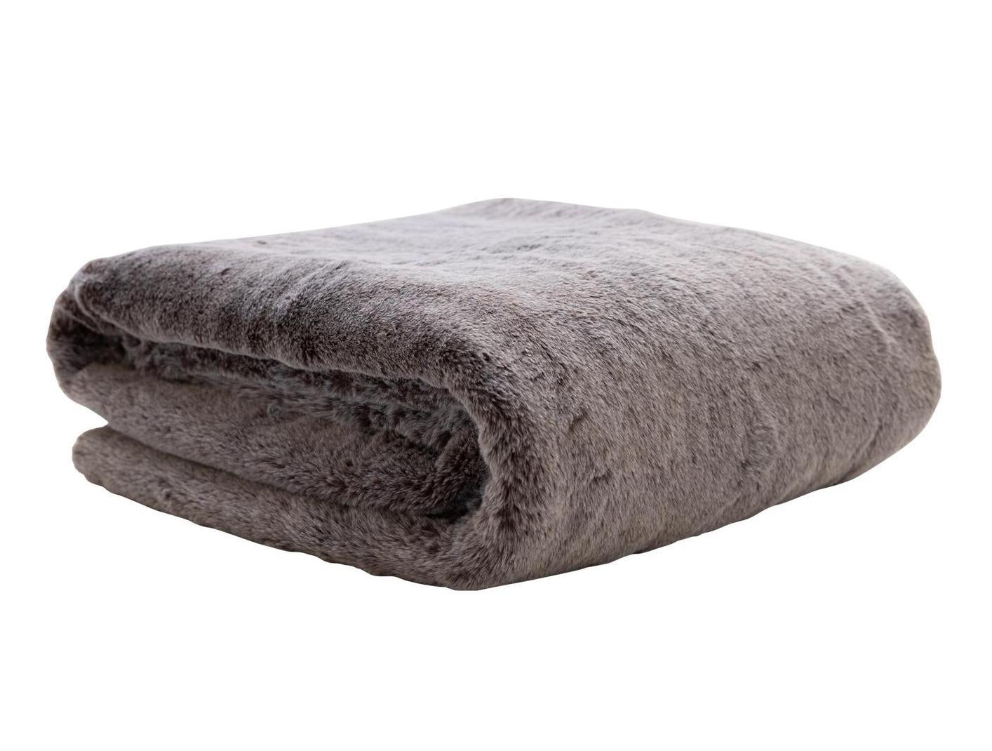 Luxurious and cosy brown faux fur throw 220cm x 140cm