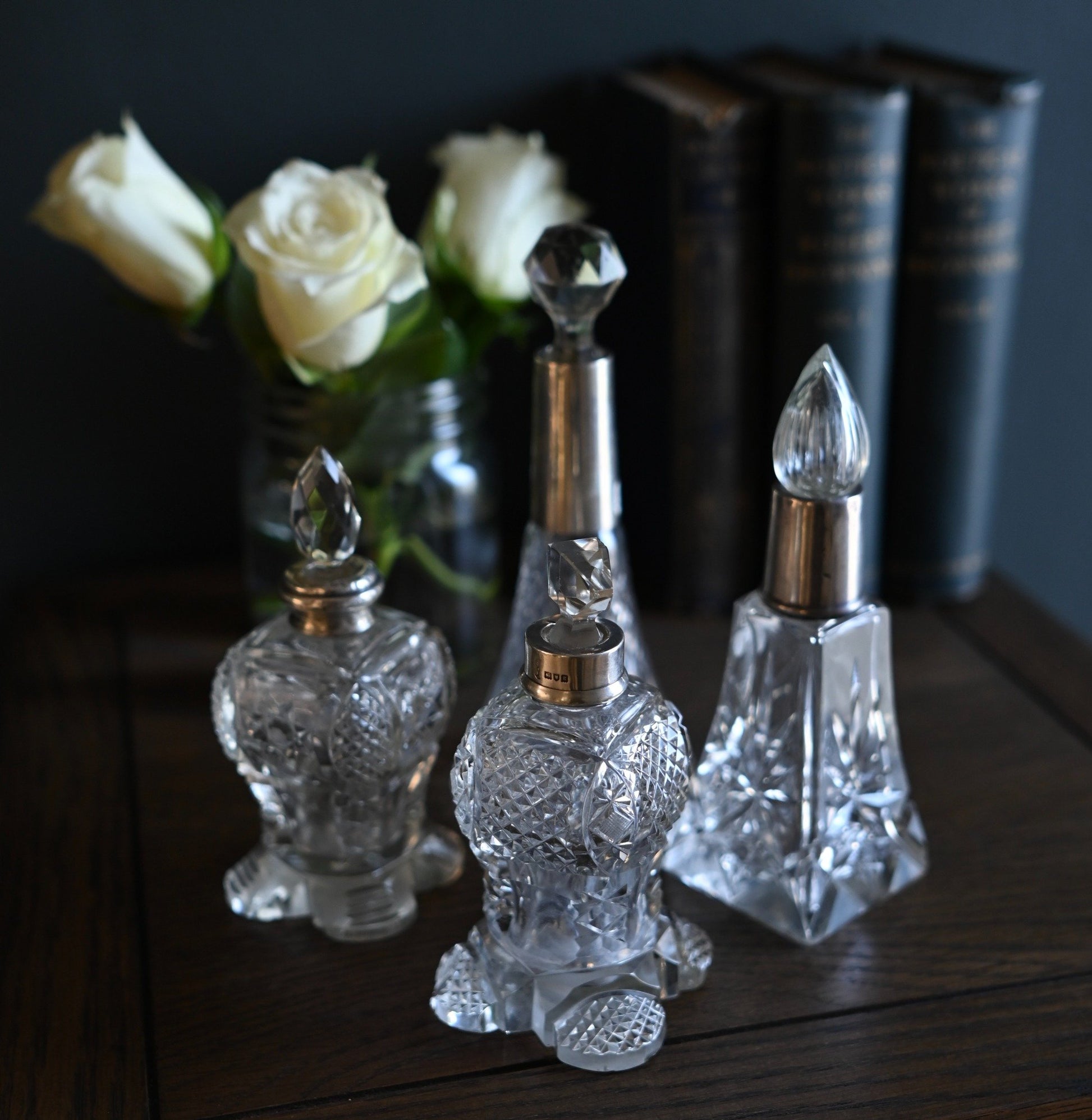 Crafted during the reign of King George V, this 1922 perfume bottle by Henry Perkins &amp; Sons is a striking blend of precision and poise. 