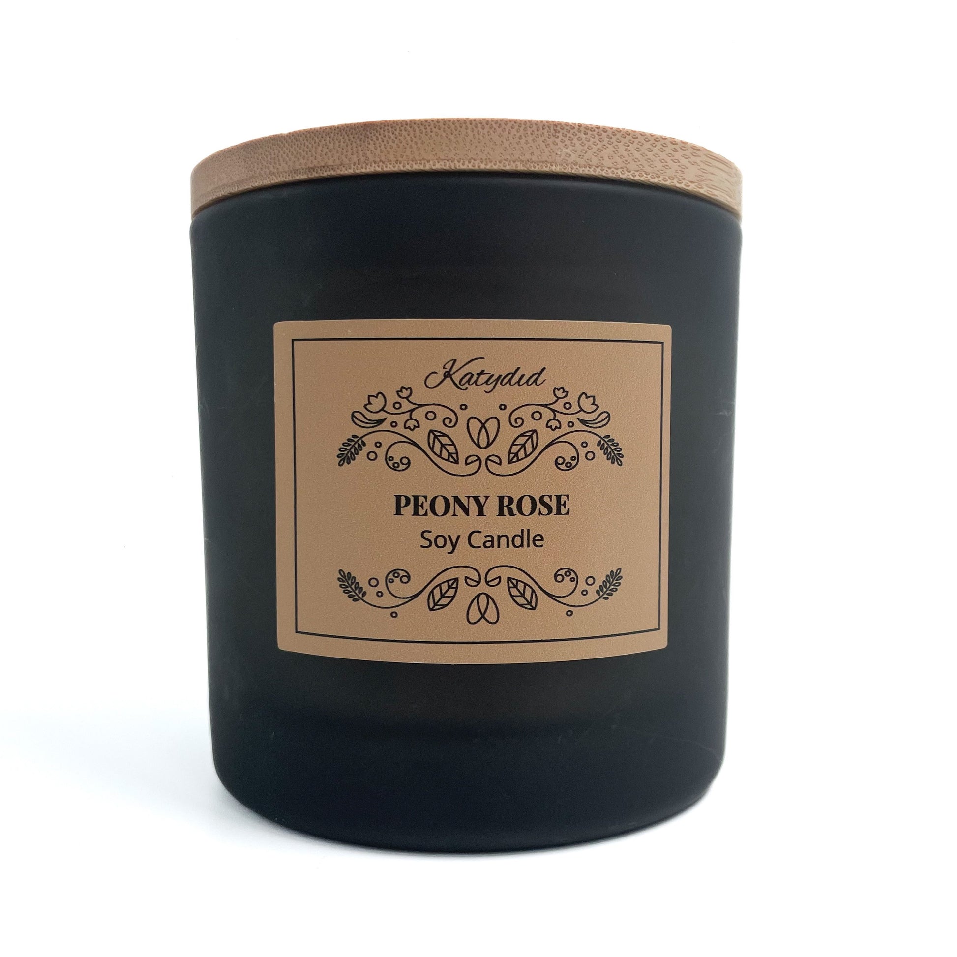 The Peony Rose Candle is a romantic blend of soft peony petals and fresh, blooming roses, creating a floral bouquet.  Hand poured using natural soy wax. Large 500ml 